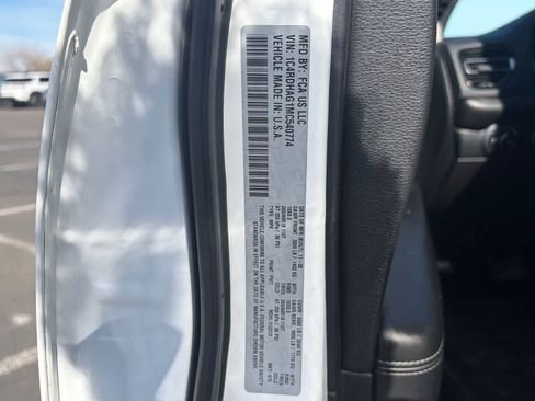 Used 2021 Dodge Durango SXT w/ 3rd Row Seating Group image 29