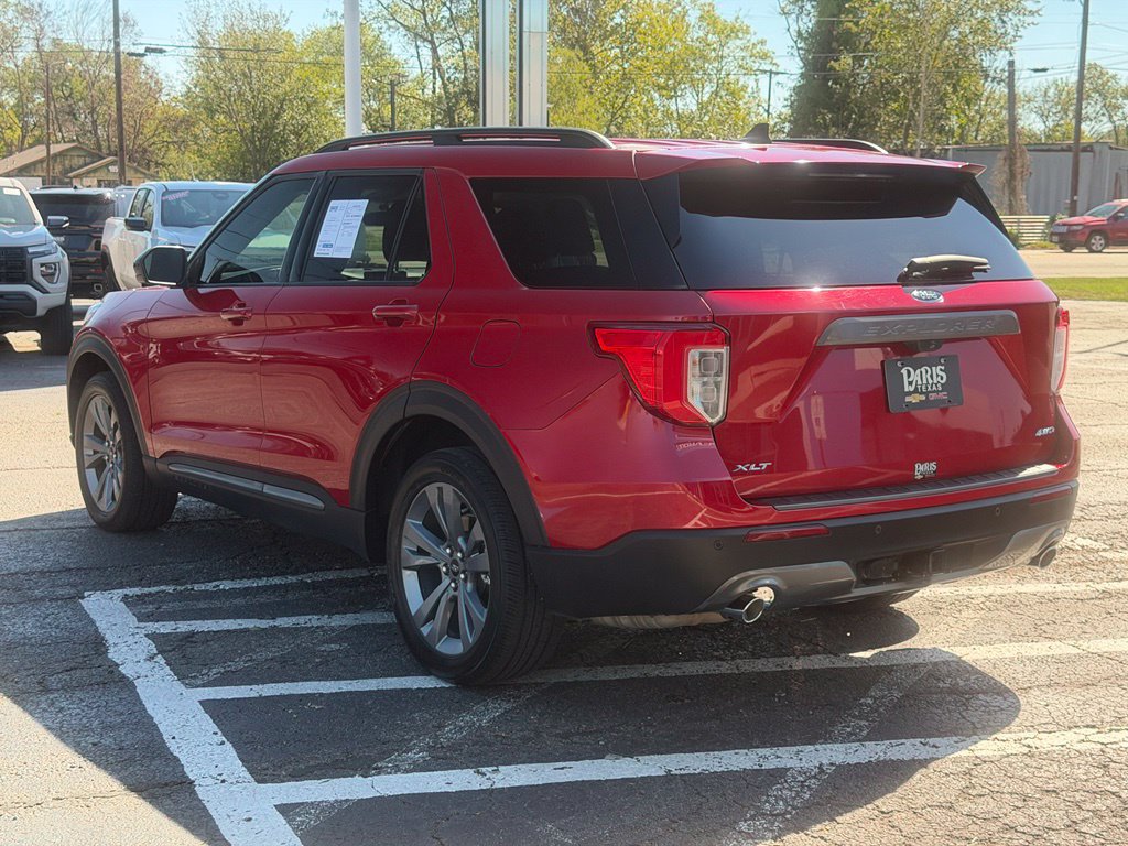 Used 2023 Ford Explorer XLT w/ Equipment Group 202A AWD/4WD image 8