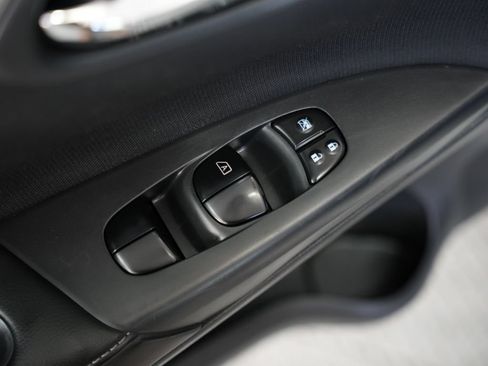 Used 2018 Nissan Sentra S FWD image 39