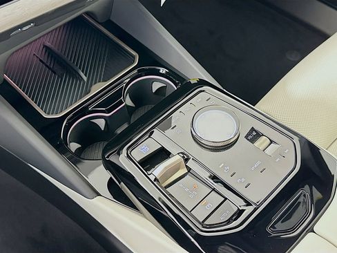 New 2027 BMW 530i xDrive AWD/4WD image 15