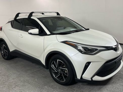 Used 2021 Toyota C-HR Limited image 14