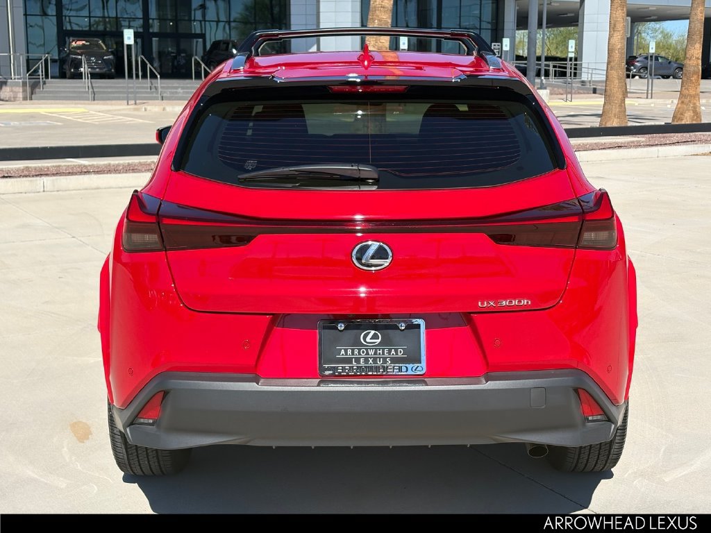 Used 2025 Lexus UX 300h FWD w/ Accessory Package (Z2) image 5