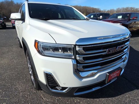 Used 2023 GMC Acadia SLT w/ Trailering Package image 11