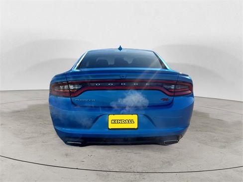 Used 2015 Dodge Charger R/T image 4