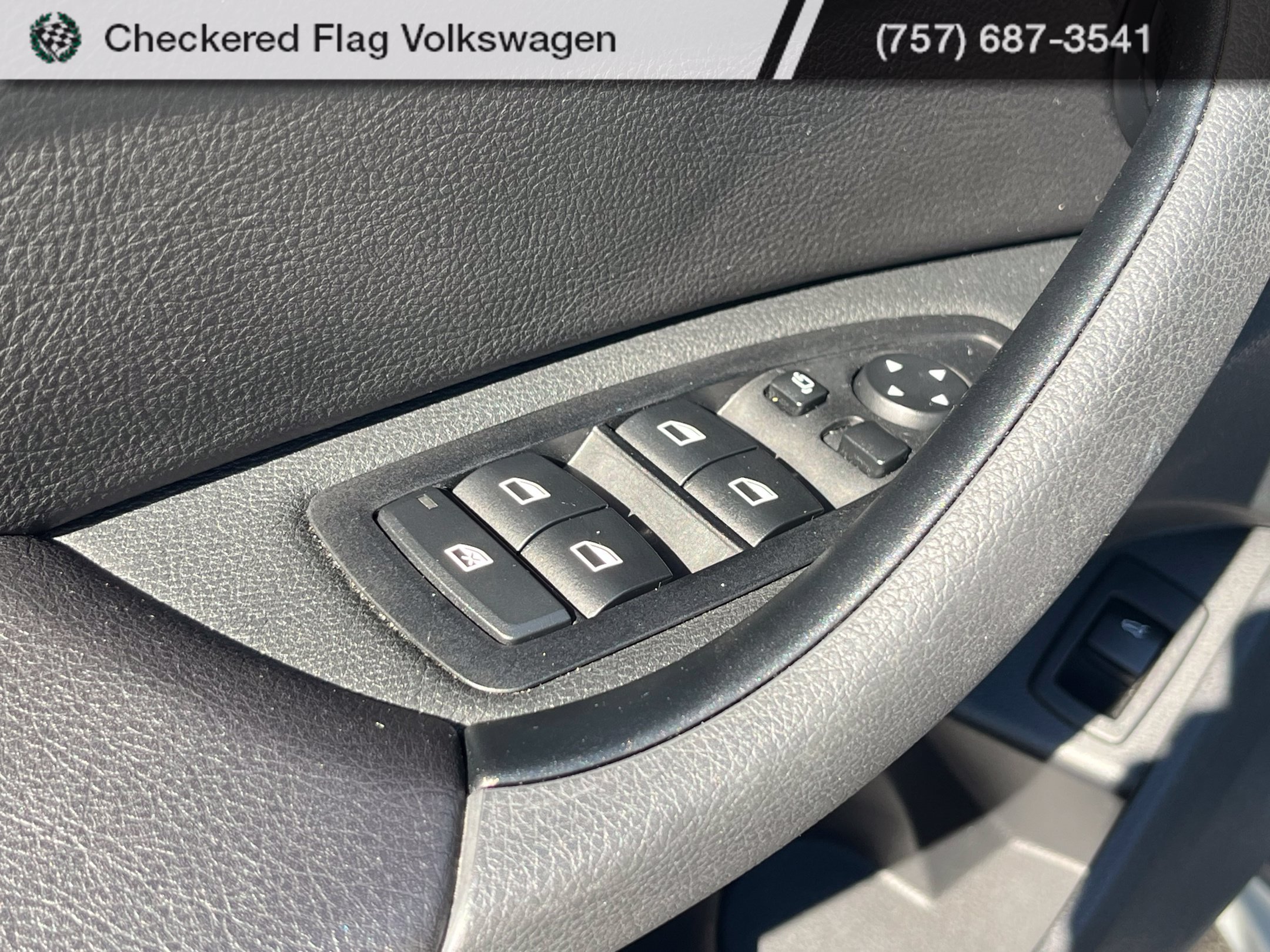 Used 2020 BMW X1 xDrive28i w/ Convenience Package AWD/4WD image 16