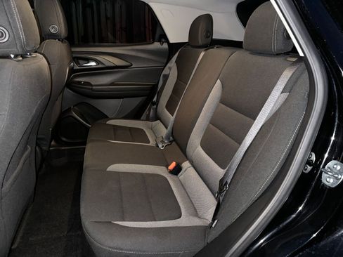 Used 2025 Chevrolet TrailBlazer LT image 36