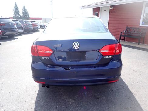 Used 2013 Volkswagen Jetta SE FWD image 5