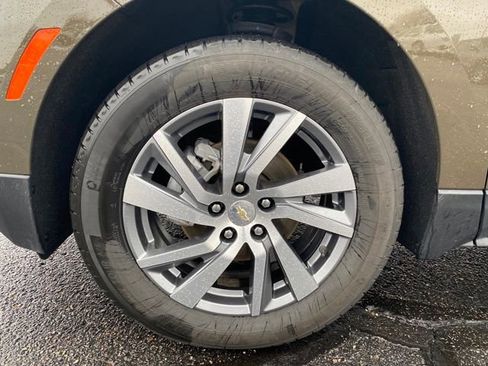 Used 2023 Chevrolet Equinox LT image 21