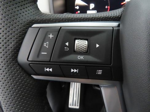 New 2026 Mitsubishi Outlander SEL image 11