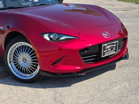Used 2024 MAZDA MX-5 Miata Club w/ Interior Package RWD image 2