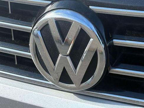 Used 2016 Volkswagen Passat 1.8T S image 8