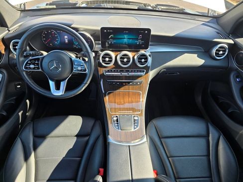 Used 2020 Mercedes-Benz GLC 300 4MATIC image 17