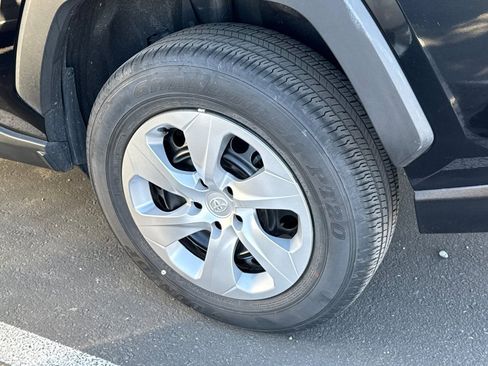 Certified 2025 Toyota RAV4 LE FWD image 4