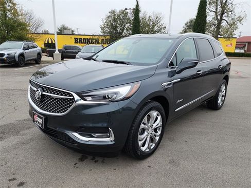 Used 2019 Buick Enclave Avenir w/ Avenir Technology Package image 8