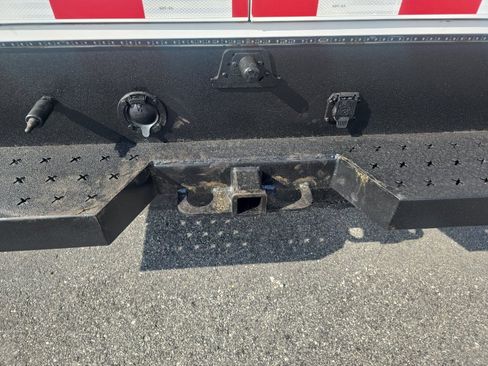 Used 2015 Chevrolet Silverado 3500 W/T RWD image 9