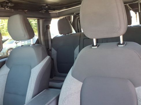 Used 2025 Ford Bronco Big Bend AWD/4WD image 12