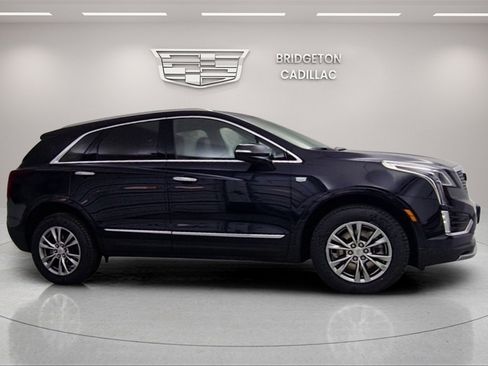 Used 2022 Cadillac XT5 Premium Luxury image 8