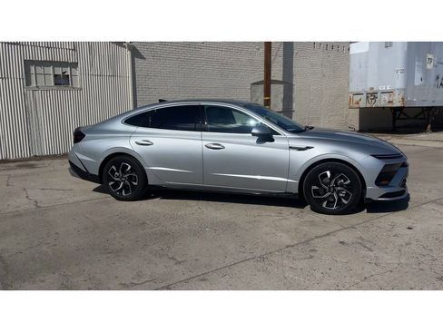 Used 2025 Hyundai Sonata SEL image 4