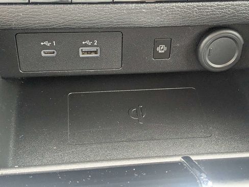 Used 2024 Mitsubishi Outlander SE AWD/4WD image 24
