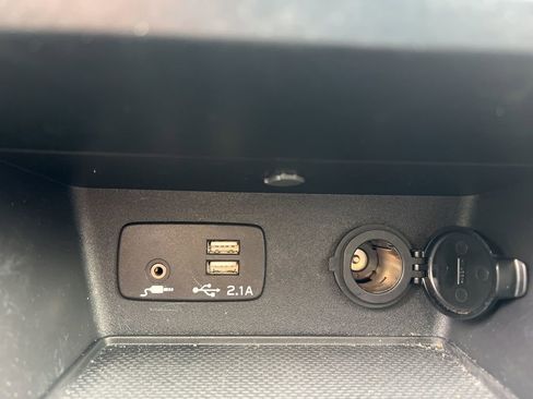 Used 2022 Subaru Forester Premium w/ Popular Package #1 image 21