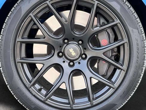 Used 2017 Ford Mustang GT Premium w/ GT Performance Package RWD image 33