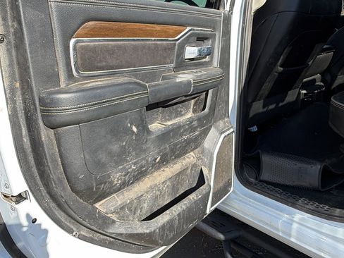 Used 2024 RAM 2500 Laramie image 22