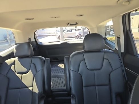 Certified 2022 Kia Telluride EX w/ EX Premium Package image 10