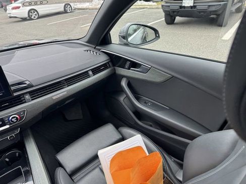 Used 2023 Audi A4 2.0T Premium w/ Convenience Package image 14