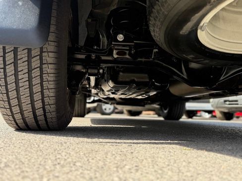 Used 2005 Toyota 4Runner Limited image 29