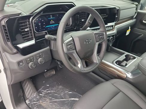 New 2026 Chevrolet Silverado 2500 LT w/ Trail Boss Package AWD/4WD image 17
