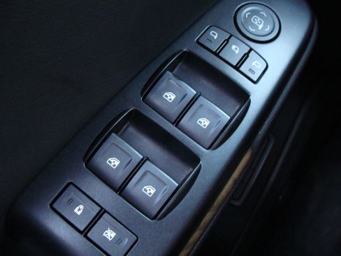 Used 2019 GMC Yukon Denali w/ Denali Ultimate Package image 34