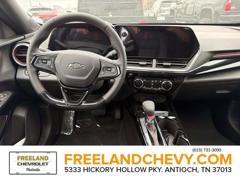 New 2026 Chevrolet Trax RS w/ Sunroof Package image 15