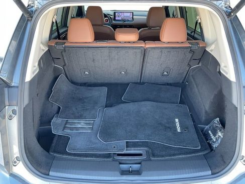 Used 2024 Nissan Rogue Platinum w/ Platinum Premium Package image 22