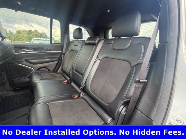 Used 2023 Jeep Grand Cherokee Trailhawk w/ Luxury Tech Group III AWD/4WD image 10