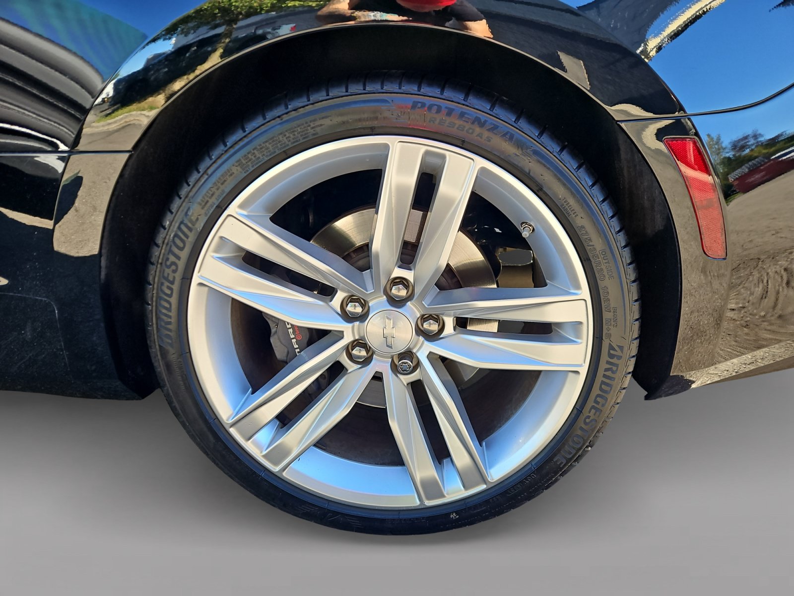 Used 2016 Chevrolet Camaro SS RWD image 14