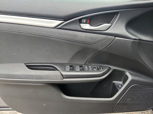 Used 2021 Honda Civic EX image 12
