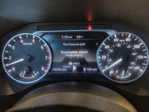 Used 2021 Nissan Rogue SV image 23