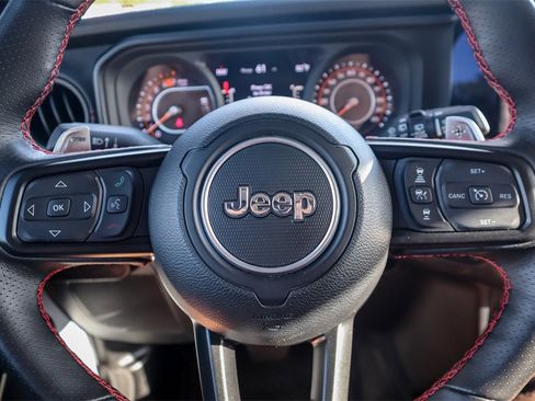 Used 2024 Jeep Wrangler Unlimited Rubicon 392 image 11