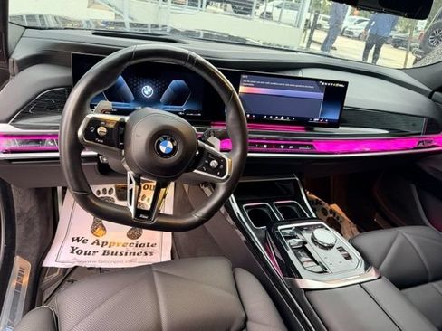 Used 2024 BMW 740i xDrive w/ Premium Package AWD/4WD image 5