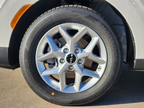 New 2025 Kia Soul LX w/ LX Technology Package image 7