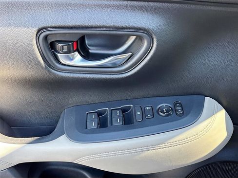 Certified 2023 Honda HR-V LX image 20