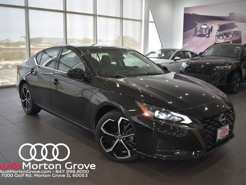 Used 2023 Nissan Altima 2.5 SR AWD/4WD image 1