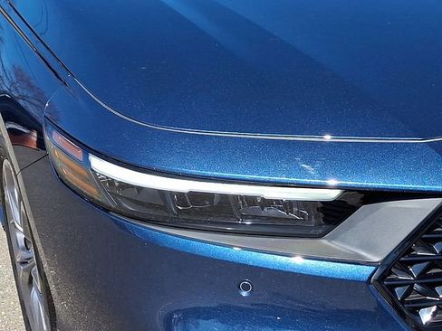 Used 2024 Honda Accord EX-L image 9