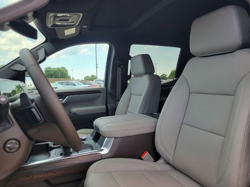 New 2026 GMC Sierra 1500 SLT RWD image 13