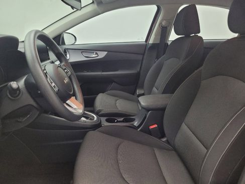 Used 2023 Kia Forte LXS w/ LXS Technology Package image 17