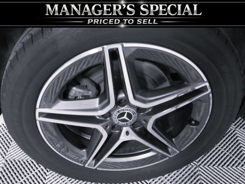 Used 2022 Mercedes-Benz GLB 250 4MATIC image 7