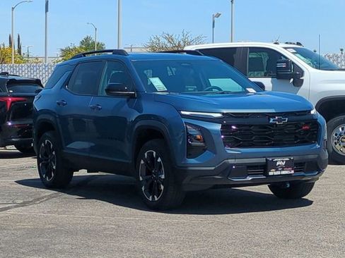 New 2026 Chevrolet Equinox RS FWD image 2