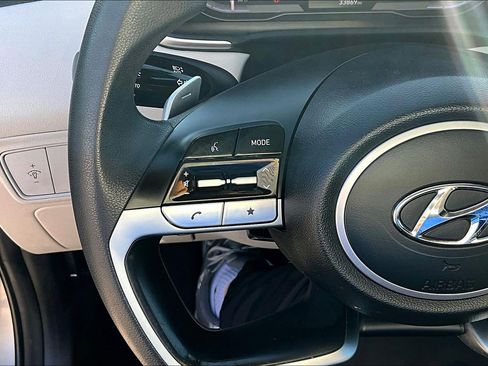 Used 2022 Hyundai Tucson SEL image 22