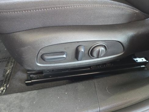 Used 2024 Chevrolet Malibu LT image 91