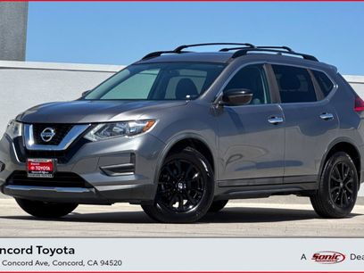 Used 2017 Nissan Rogue SV w/ Midnight Edition Package